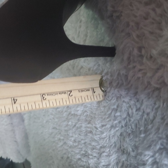 Quipid Open-Toe Peral Accent Heels - Picture 9 of 9